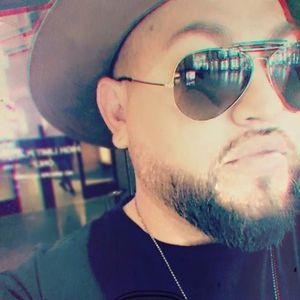 Meet your Posher, Martinez